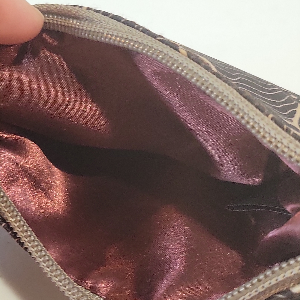 Tyler Rodan Wristlet - Picture 4 of 5